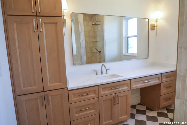 977 PINTO CYN Bandera, TX 78003