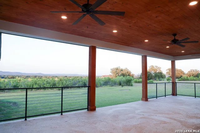 977 PINTO CYN Bandera, TX 78003