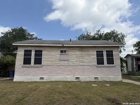 219 LYRIC ST