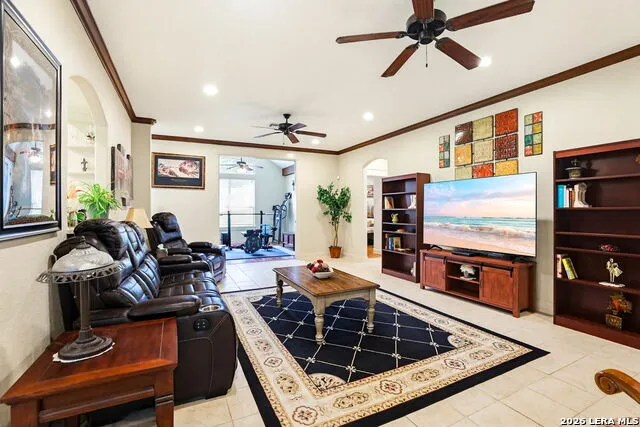 1103 Eagle View Pleasanton, TX 78064