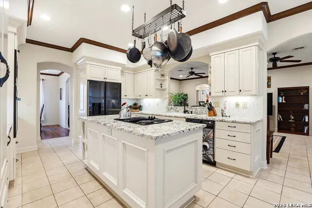 1103 Eagle View Pleasanton, TX 78064