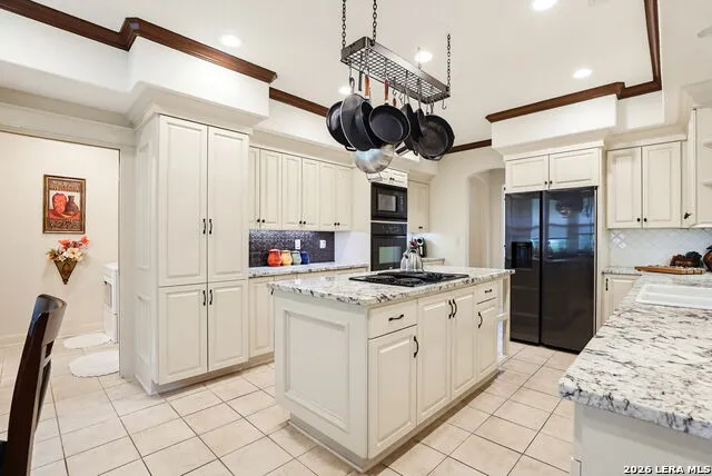 1103 Eagle View Pleasanton, TX 78064