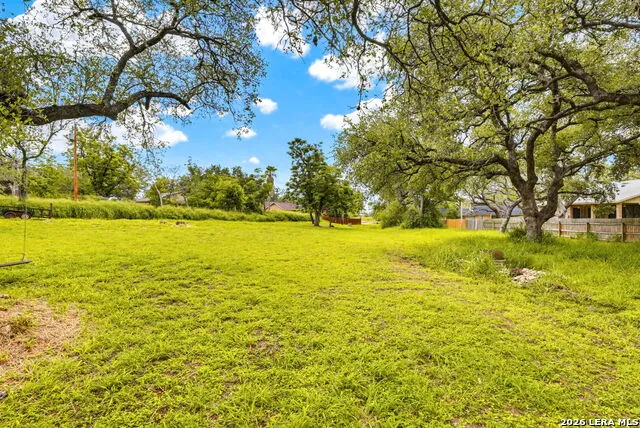 1103 Eagle View Pleasanton, TX 78064