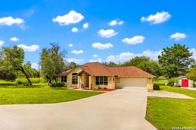 1103 Eagle View Pleasanton, TX 78064