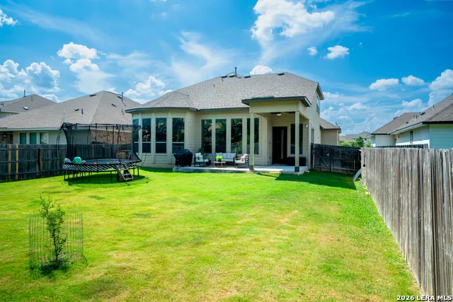 8946 WHIMSEY RDG Fair Oaks Ranch, TX 78015