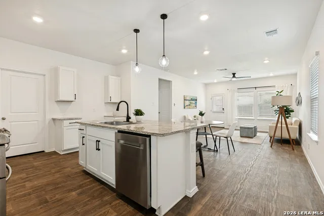 15719 Clove Spice Way Von Ormy, TX 78073