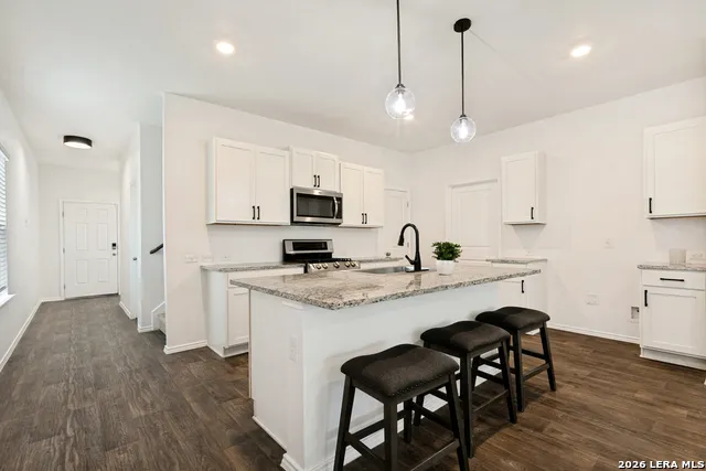 15719 Clove Spice Way Von Ormy, TX 78073