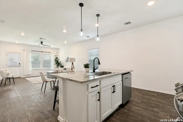 15719 Clove Spice Way Von Ormy, TX 78073