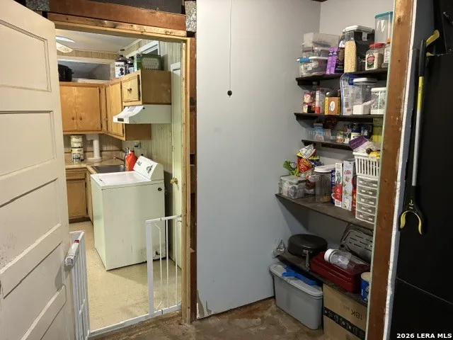 613 OLD CARRIZO RD Uvalde, TX 78801