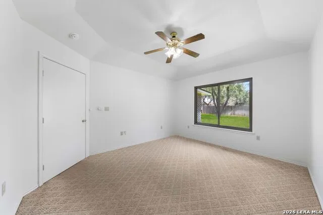 109 Windcrest Floresville, TX 78114