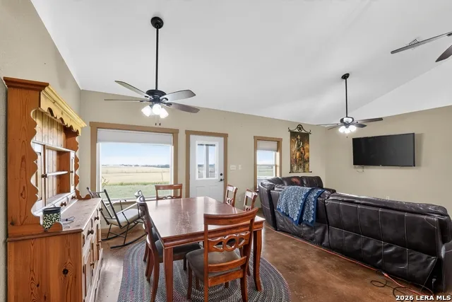 2217 County Road 412 Stockdale, TX 78160