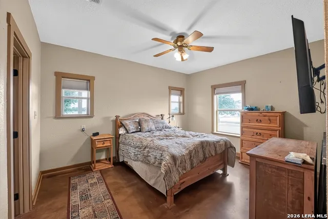 2217 County Road 412 Stockdale, TX 78160