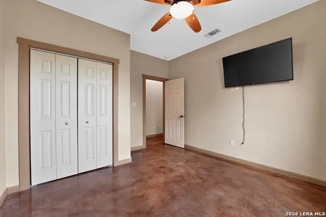 2217 County Road 412 Stockdale, TX 78160