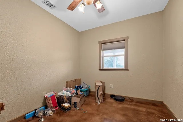 2217 County Road 412 Stockdale, TX 78160