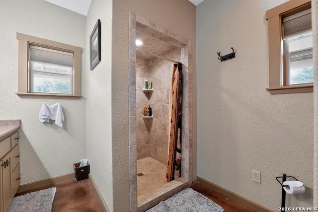 2217 County Road 412 Stockdale, TX 78160