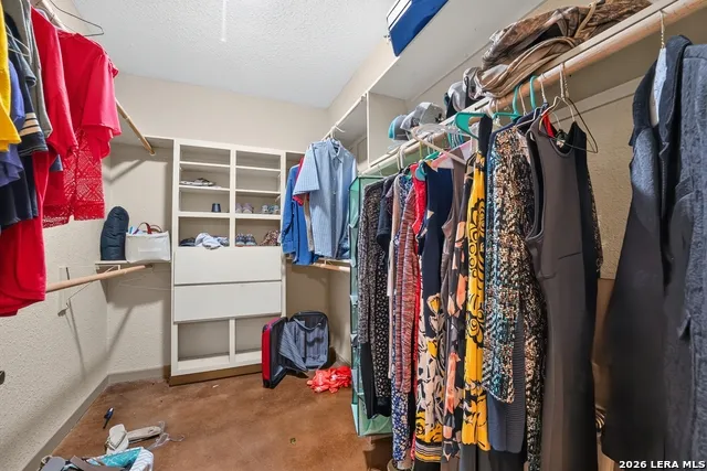 2217 County Road 412 Stockdale, TX 78160