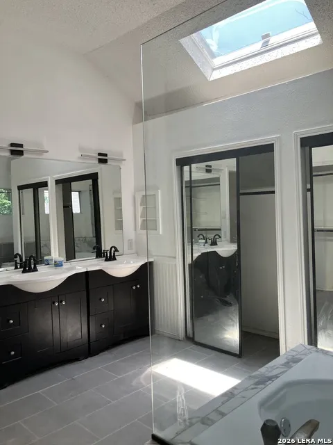 7702 Rohrdanz Live Oak, TX 78233