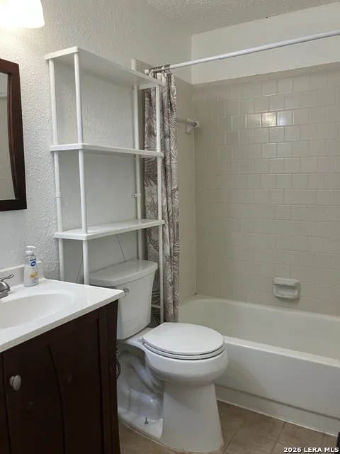 7702 Rohrdanz Live Oak, TX 78233