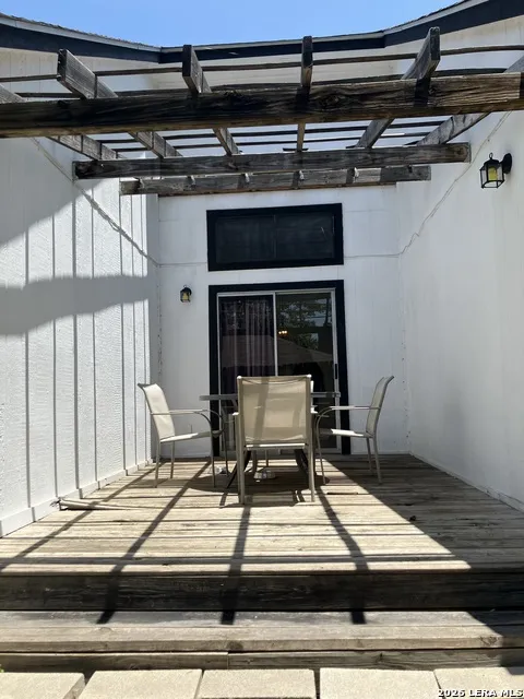 7702 Rohrdanz Live Oak, TX 78233