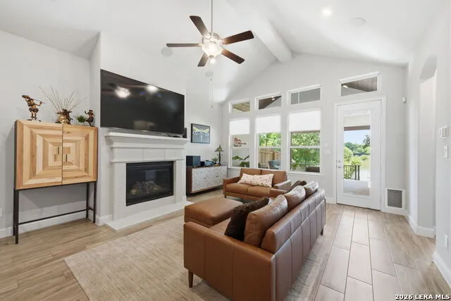 530 POND BLF San Antonio, TX 78231