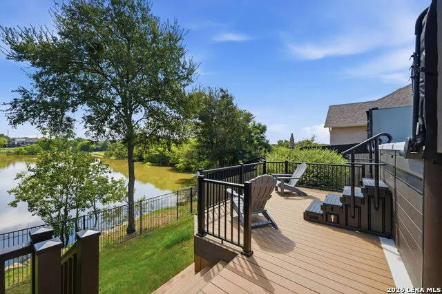 530 POND BLF San Antonio, TX 78231