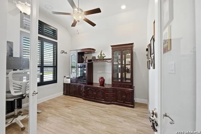 530 POND BLF San Antonio, TX 78231