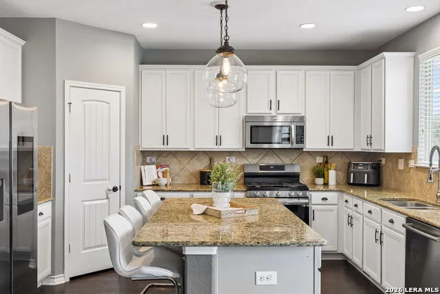 4031 Calle De Cobre San Antonio, TX 78257