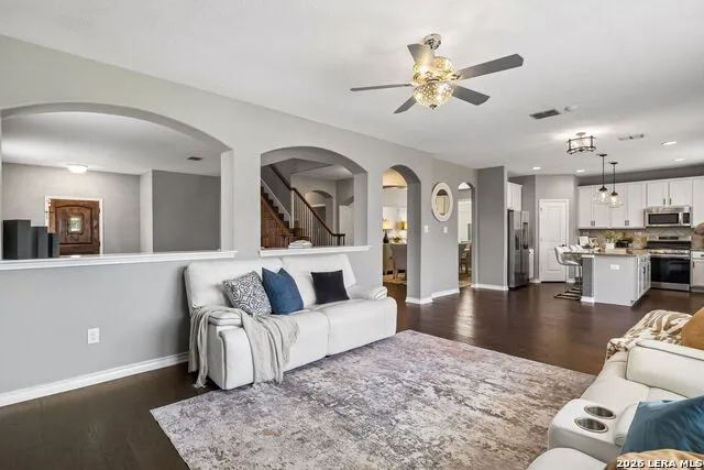 4031 Calle De Cobre San Antonio, TX 78257
