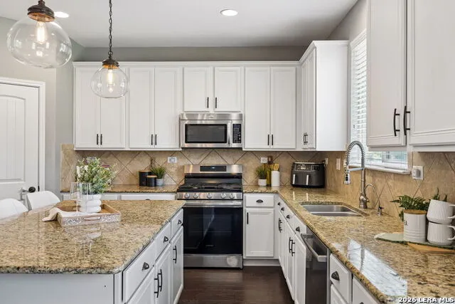 4031 Calle De Cobre San Antonio, TX 78257