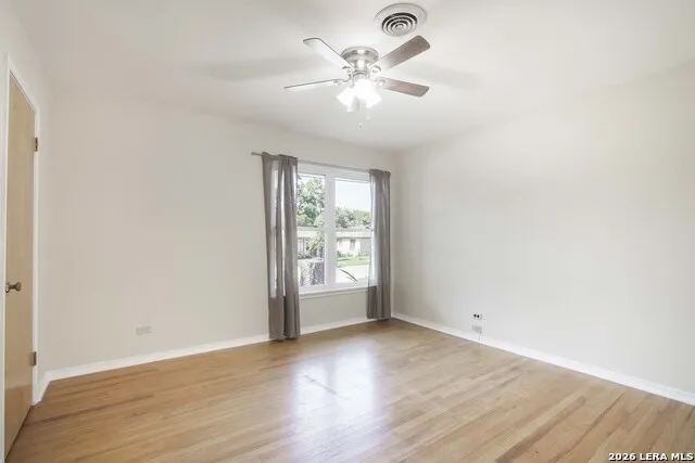 1135 Vanderbilt San Antonio, TX 78210