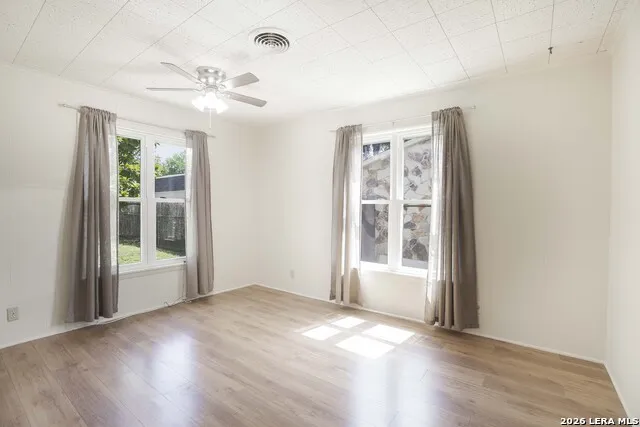 1135 Vanderbilt San Antonio, TX 78210