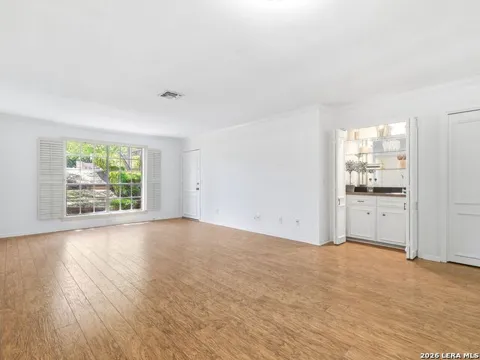 7926 Broadway #107