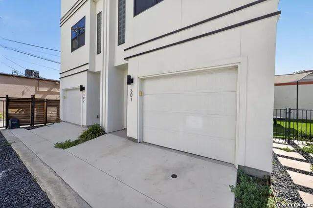 1735 W Gramercy Pl #301 San Antonio, TX 78201