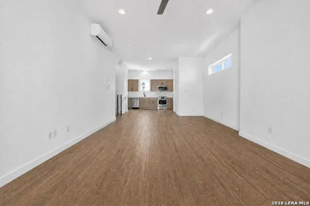 1735 W Gramercy Pl #301 San Antonio, TX 78201