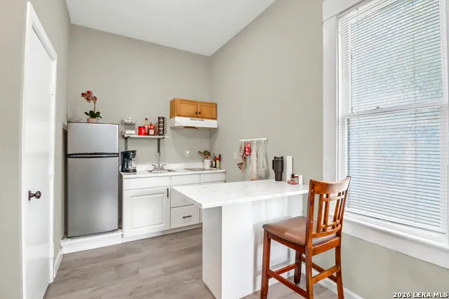713 Lockhart San Antonio, TX 78202