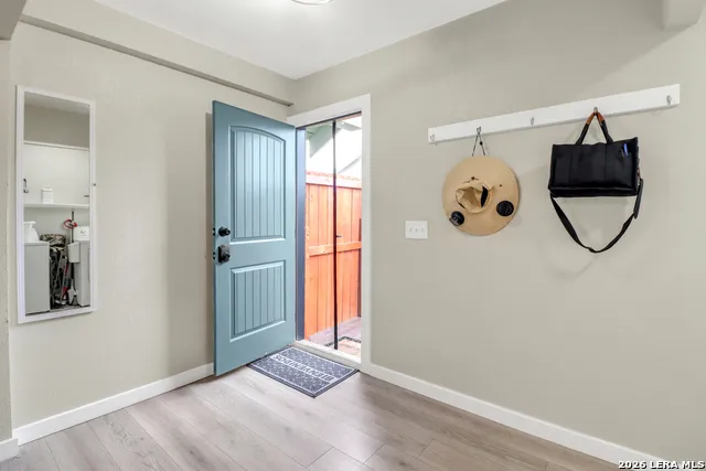 713 Lockhart San Antonio, TX 78202