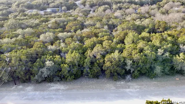 1071 Hillside Oaks Bulverde, TX 78163