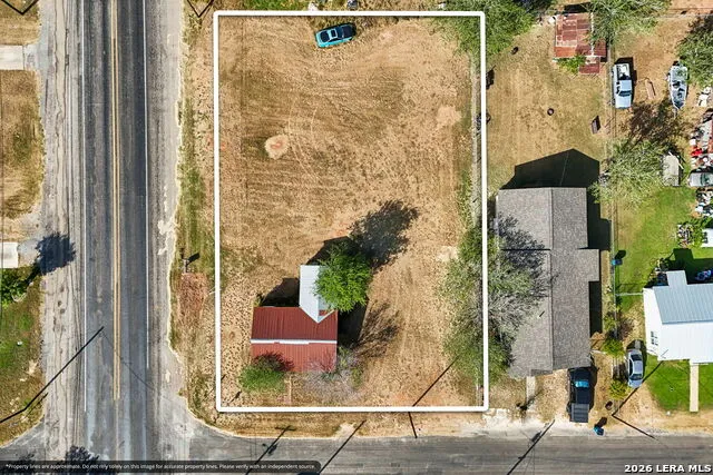 101 MCDANIEL ST Poth, TX 78147