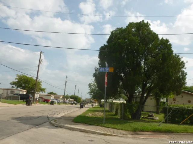 5130 SHERRY ST San Antonio, TX 78242