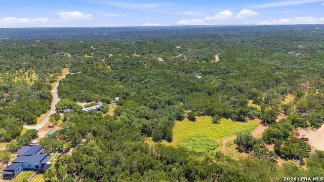601 Lonesome Trl Driftwood, TX 78619