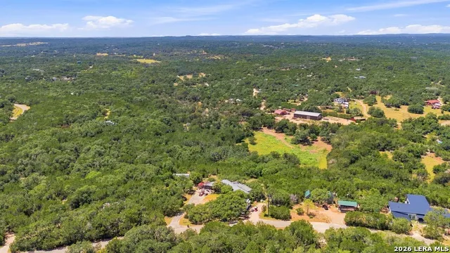 601 Lonesome Trl Driftwood, TX 78619