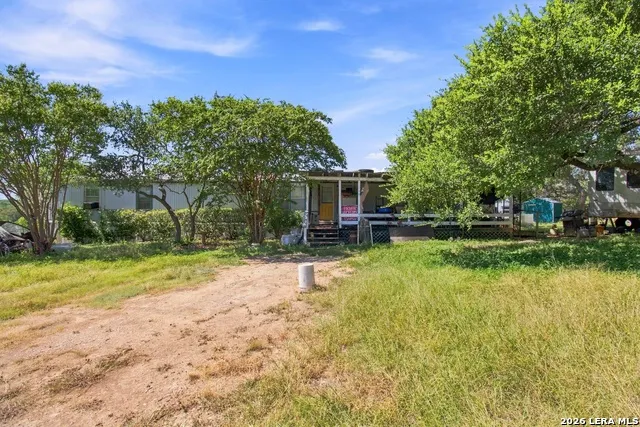 601 Lonesome Trl Driftwood, TX 78619