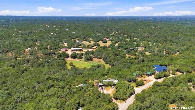 601 Lonesome Trl Driftwood, TX 78619