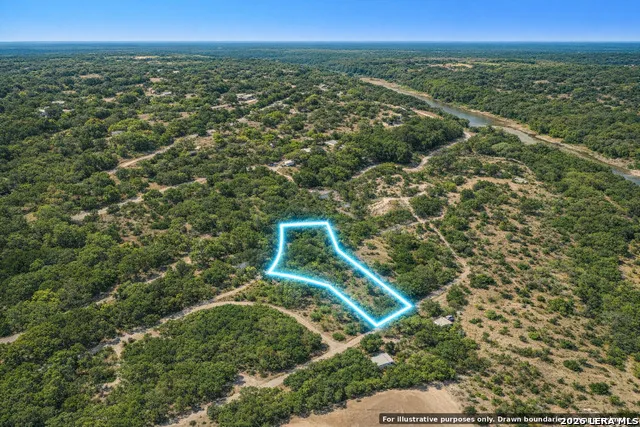 1321 Brushy Creek Drive Lakehills, TX 78063