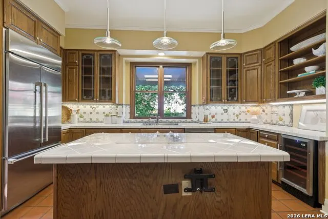 214 Terrell Rd Terrell Hills, TX 78209