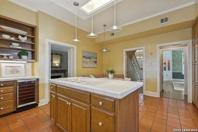 214 Terrell Rd Terrell Hills, TX 78209