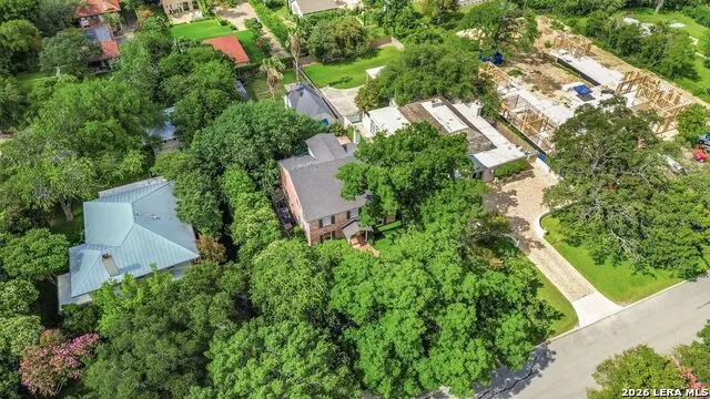 214 Terrell Rd Terrell Hills, TX 78209
