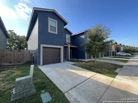 7034 Lakeview Dr. Unit 102
