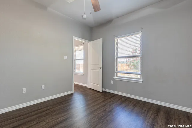 120 NAVARRO XING Seguin, TX 78155