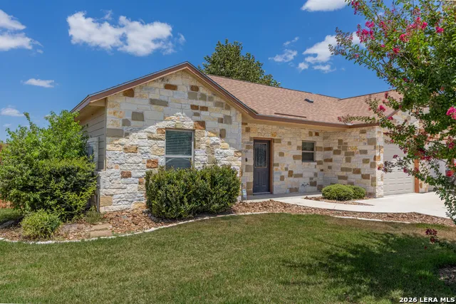 120 NAVARRO XING Seguin, TX 78155